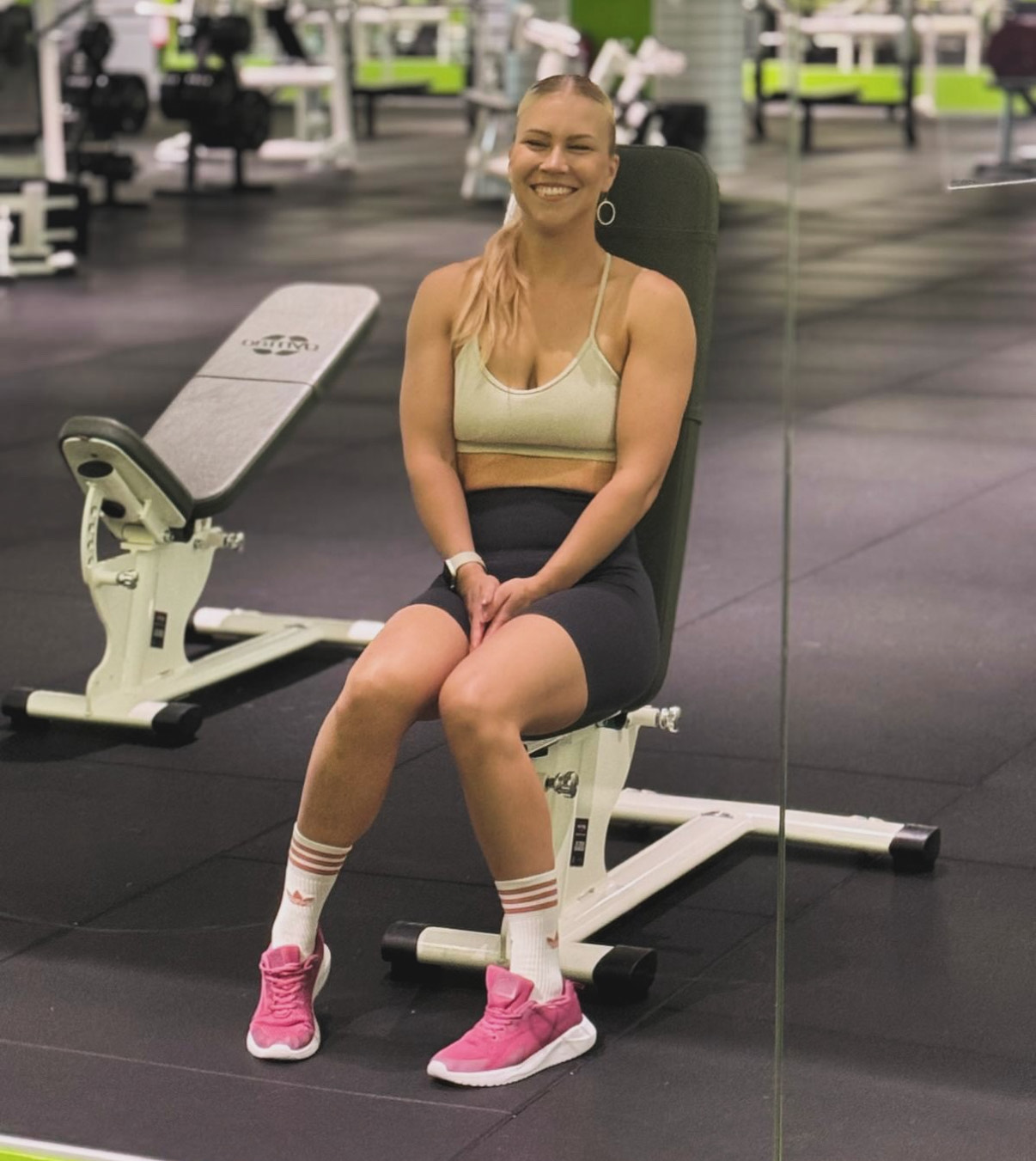 Yhteystiedot bannerikuva